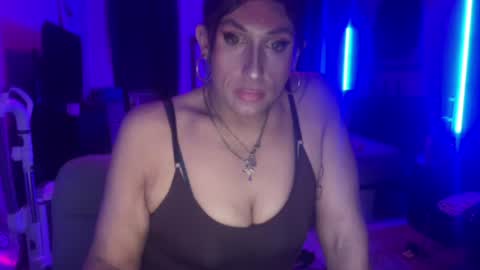 emberrrose87 online show from 07-05-26, 06:31