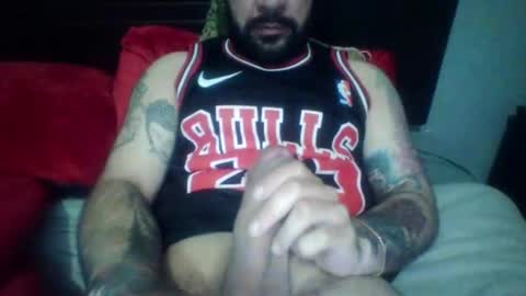 Snapshot of emecuatro20 chatting on 10-13-25, 02:33 emecuatro20 online show from 10-13-25, 02:33