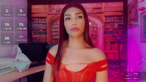 Snapshot of emeli_roushot chatting on 07-04-26, 11:16 Emeli online show from 07-04-26, 11:16