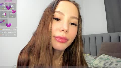 Snapshot of emelia_fox chatting on 12-07-24, 01:47 Emmy the sly little fox HTP is open an unforgettable show awaits you. I undress in private online show from 12-07-24, 01:47