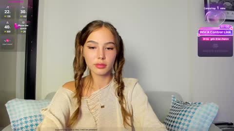 Snapshot of emelia_fox chatting on 01-14-25, 08:26 Emmy the sly little fox HTP is open an unforgettable show awaits you. I undress in private online show from 01-14-25, 08:26