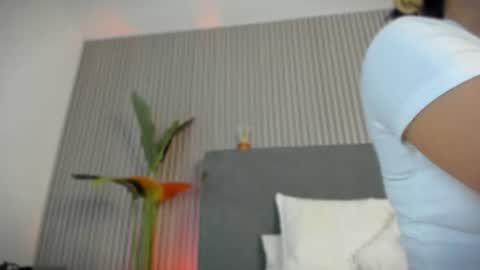 emelie_89 online show from 07-24-26, 11:41