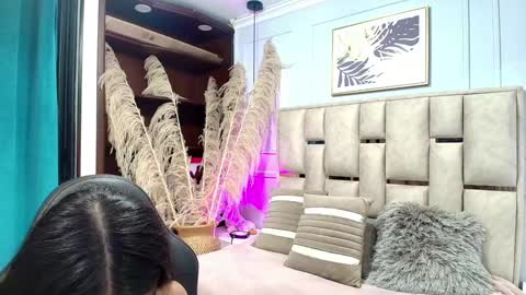 Emily  online show from 01-19-25, 05:37