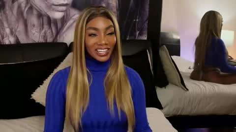 Snapshot of emely_brandon_ chatting on 11-07-25, 04:23 anyelii online show from 11-07-25, 04:23