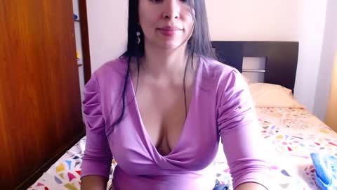 emely_sexx online show from 12-06-24, 04:06