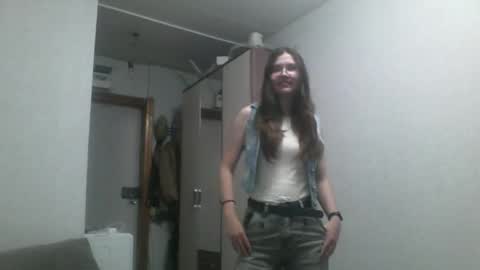 Stacy online show from 10-08-25, 03:53