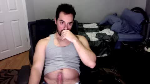 Snapshot of emgee88 chatting on 12-10-24, 05:28 emgee88 online show from 12-10-24, 05:28