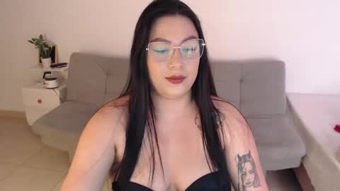 emi_carter online show from 11-19-25, 07:58