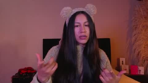 Emilia Gomez online show from 06-29-26, 02:51