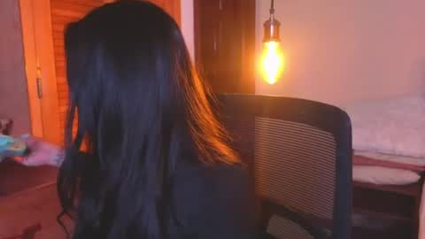 Emilia Gomez online show from 07-10-26, 03:44