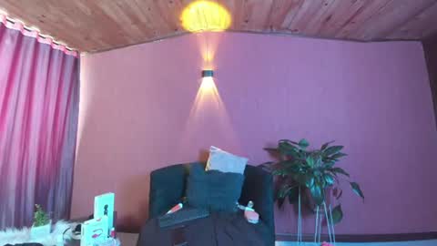 Emilia Gomez online show from 07-19-26, 03:38