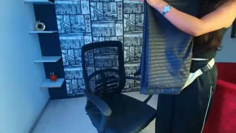 Emilia Gomez online show from 07-27-26, 02:29