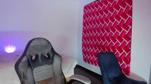 Emi online show from 01-08-26, 07:05