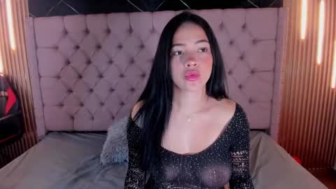 Emiily Carter online show from 11-18-25, 11:47