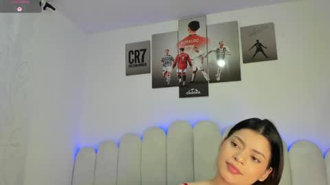 Snapshot of emiily_cooper01 chatting on 03-11-26, 02:28 EmilyCooper online show from 03-11-26, 02:28