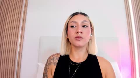 EMILY ROBERTS online show from 02-20-26, 07:25