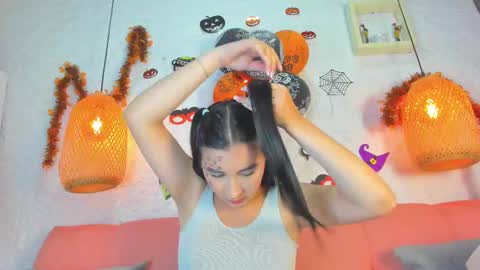 Emily online show from 10-31-25, 12:06