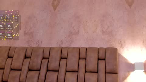 Snapshot of emiilycutex_ chatting on 02-26-25, 06:11 online show from 02-26-25, 06:11