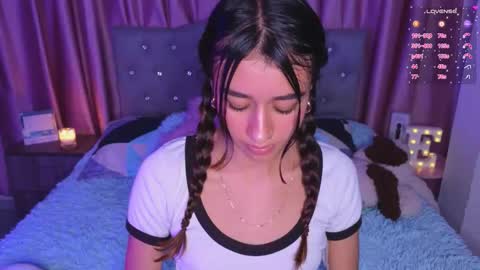 Snapshot of emiiscoot_1 chatting on 11-24-25, 11:15 Emily online show from 11-24-25, 11:15