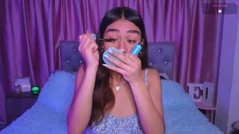 Snapshot of emiiscoot_1 chatting on 12-15-25, 10:25 Emily online show from 12-15-25, 10:25