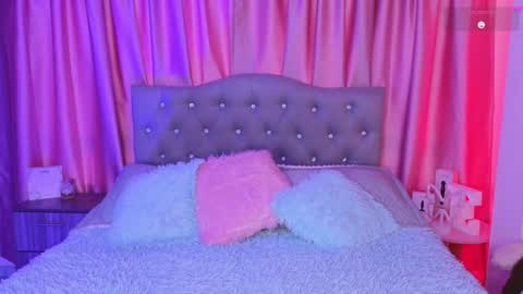 Emily online show from 01-08-26, 04:09