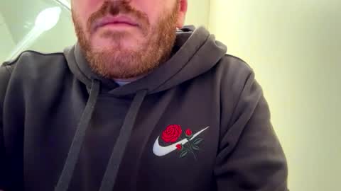 emil2894 online show from 02-04-26, 09:09