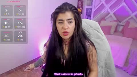 Snapshot of emilayton_ chatting on 09-23-25, 07:50 emilayton_ online show from 09-23-25, 07:50