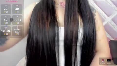 Snapshot of emilayton_ chatting on 10-18-25, 06:30 emilayton_ online show from 10-18-25, 06:30