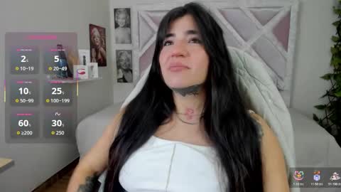 emilayton_ online show from 02-06-26, 07:17