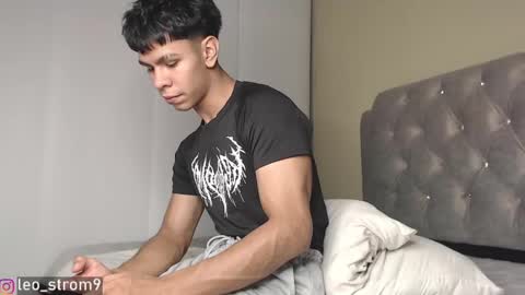 emile_239 online show from 01-23-25, 02:44