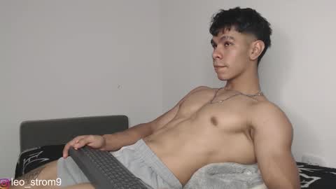 emile_239 online show from 03-06-25, 01:16