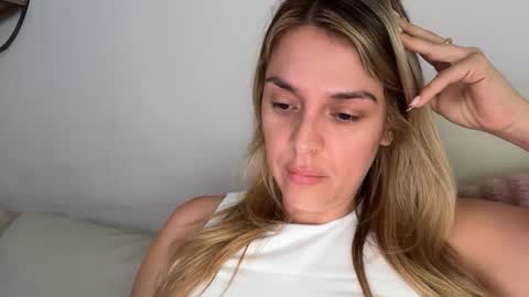 emilelovesyou online show from 04-25-26, 01:36
