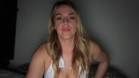 emilelovesyou online show from 06-25-26, 05:12