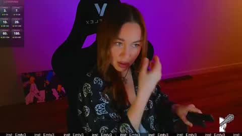 Emili online show from 05-13-26, 11:07