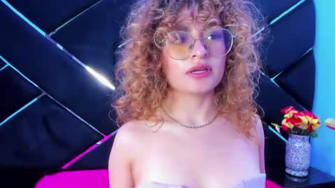 Emy  online show from 09-18-25, 09:17