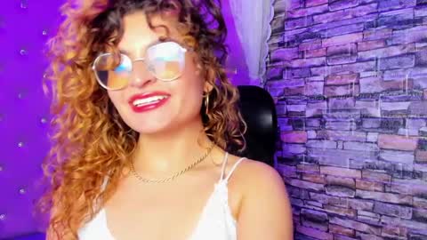 Emy  online show from 09-23-25, 11:19