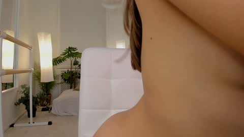 emilia_dream online show from 01-24-25, 12:42