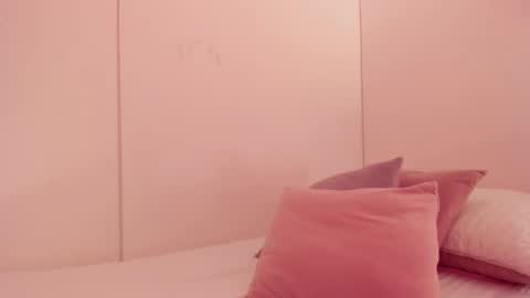 Snapshot of emilia_ghendle chatting on 12-10-24, 11:32 Emilia Big Boobs online show from 12-10-24, 11:32