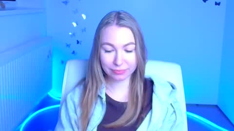 Emilia online show from 01-17-26, 06:29