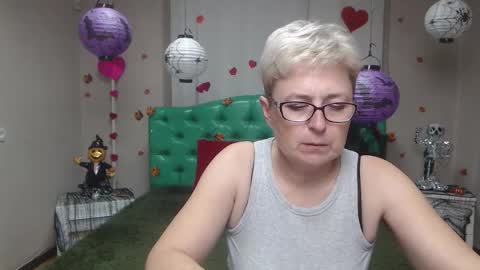 EmiliaGree online show from 11-01-25, 06:21