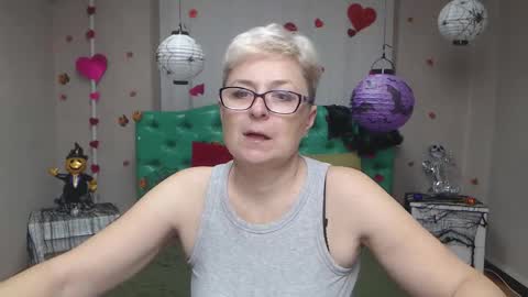 EmiliaGree online show from 11-12-25, 06:19