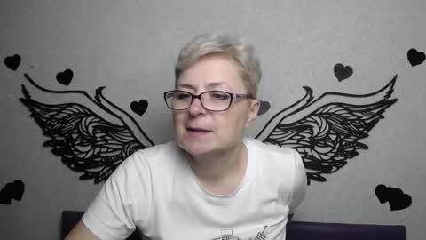 EmiliaGree online show from 11-21-25, 06:39