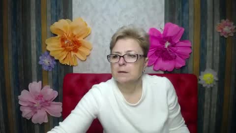EmiliaGree online show from 04-28-26, 05:18