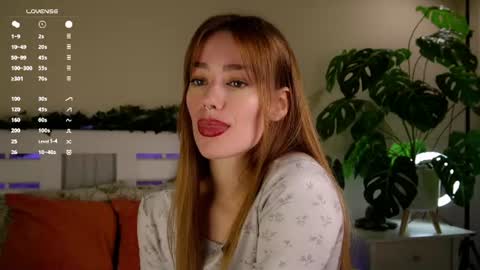 Tessa online show from 07-21-26, 12:02