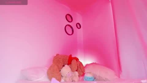 Emilie James online show from 09-21-25, 03:02