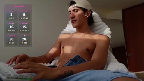 Snapshot of emilio_rivs chatting on 03-01-26, 09:39 emilio_rivs online show from 03-01-26, 09:39