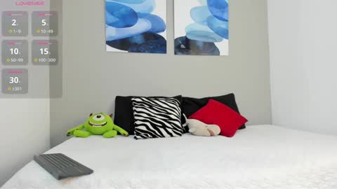 Snapshot of emilio_wolf chatting on 01-19-25, 10:28 EMILIO online show from 01-19-25, 10:28