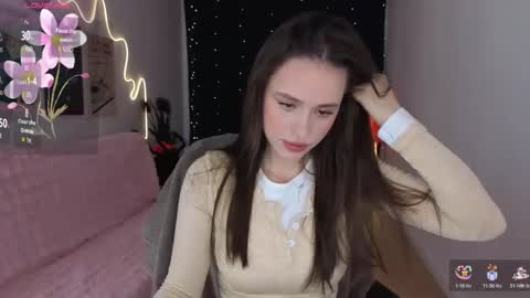 Snapshot of emillias_leo chatting on 11-04-25, 08:13 Emillias online show from 11-04-25, 08:13