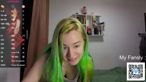Emily online show from 08-05-26, 09:06