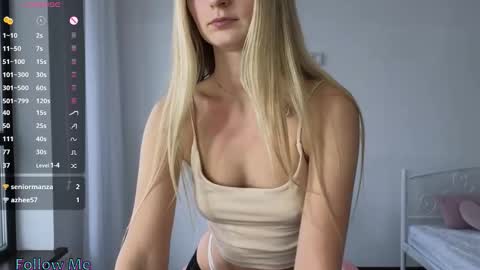 Emilly online show from 11-21-25, 07:40